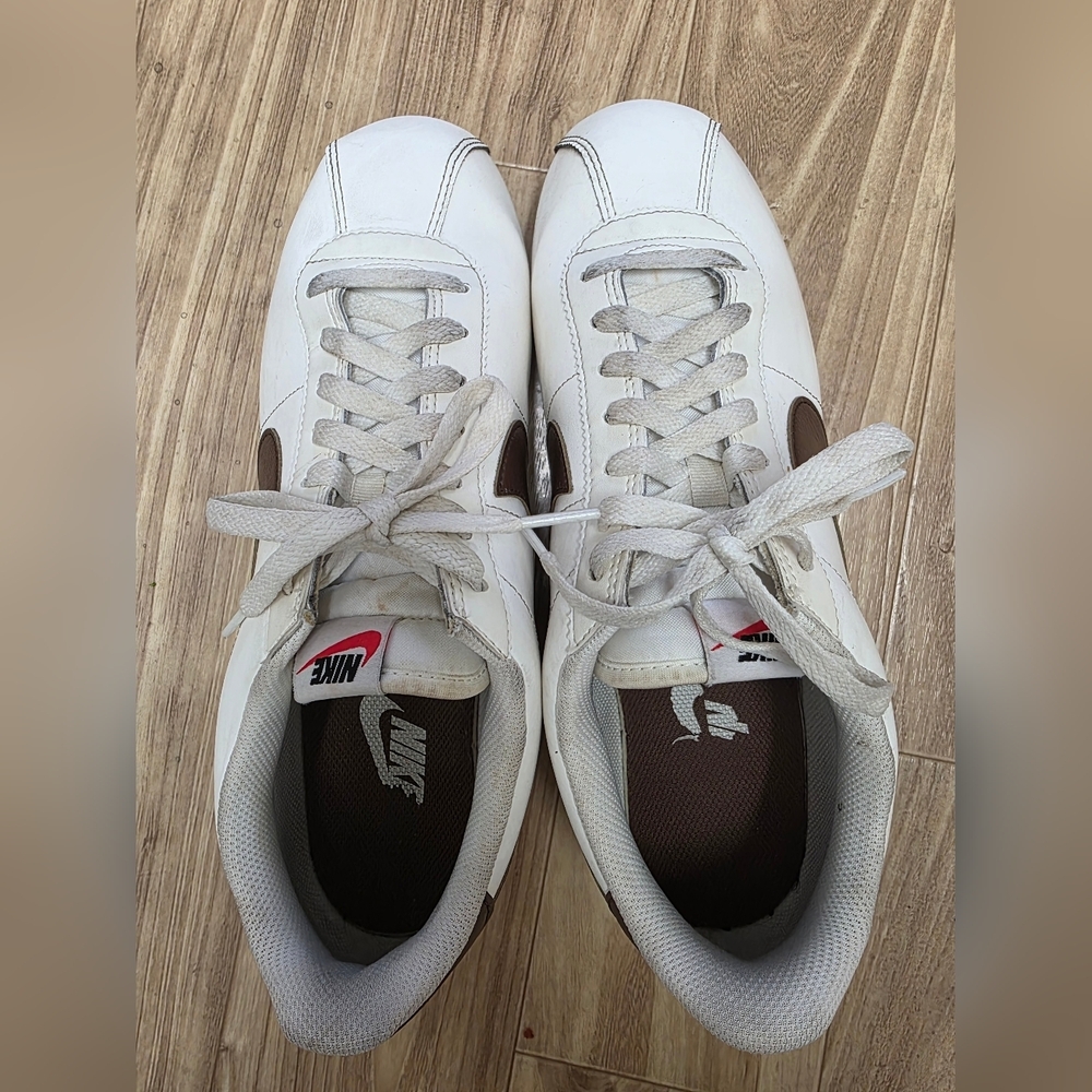 🤎 Nike Cortez Classic Sneakers Women Size 12 Cream Brown Casual - Picture 5 of 8